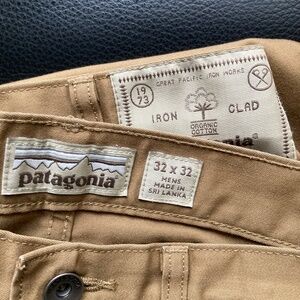 Men’s Patagonia khaki pants